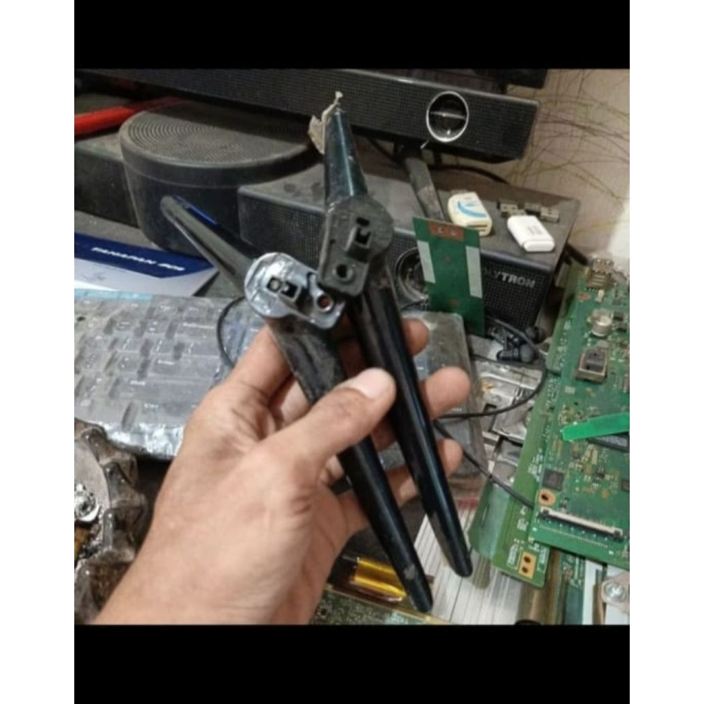 KAKI TV LED POLYTRON 32 INCHI ALLNTIPE