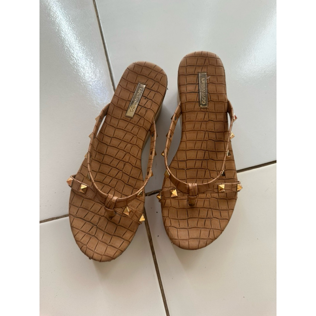 sandal urban&co wedges urban n co sandal jepit wedges preloved