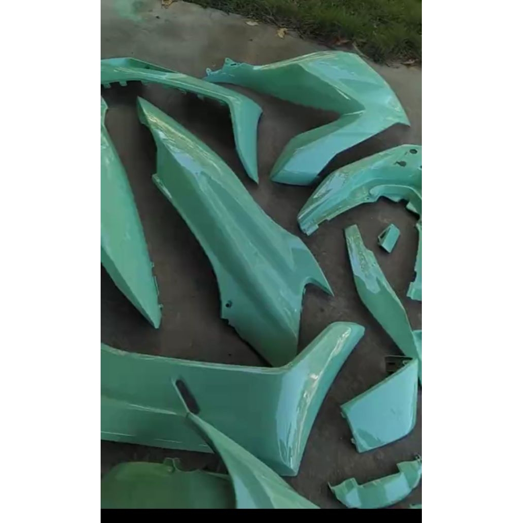 CAT PASTEL MINT GREEN