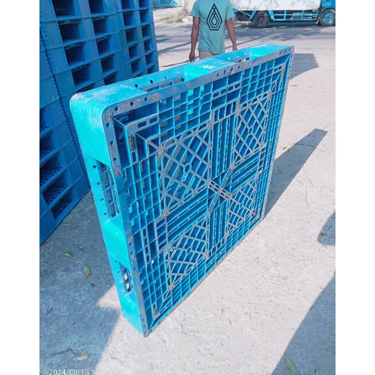 

KODE A5I palet plastik 111112 biru