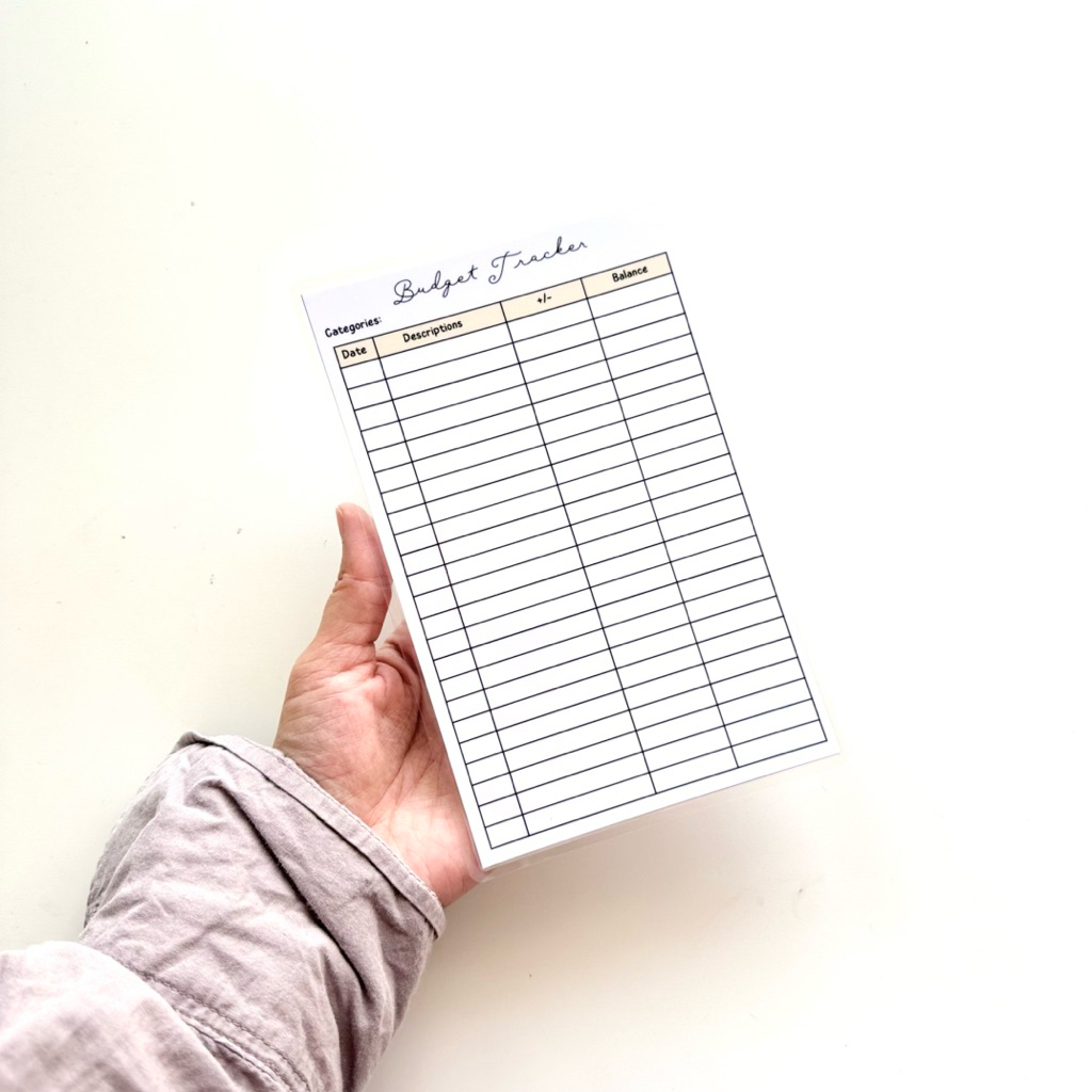 

1 LEMBAR cashflow/ tracker binder A5