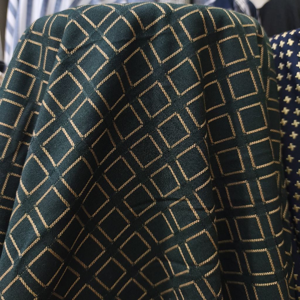 kain semi wool motif - bahan semi wool motif kotak ( harga untuk ½ meter)