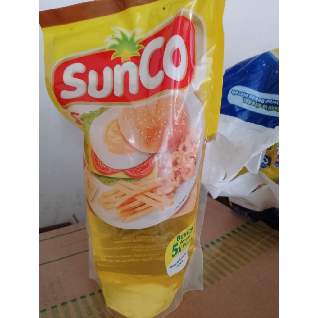 

Minyak goreng Sunco 2 liter
