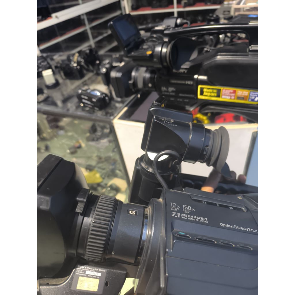 SONY DCR-SD1000 ATAU SD1000 TERMURAH BANYAK BONUS BERGARANSI BUKAN CAMERA DSLRS MAUPUN MIRROLES