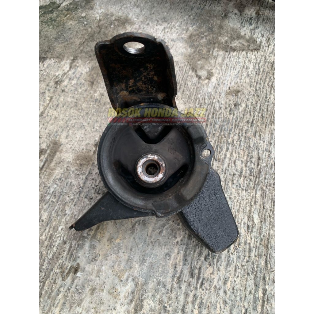 Engine mounting kiri jazz ge8 matic original