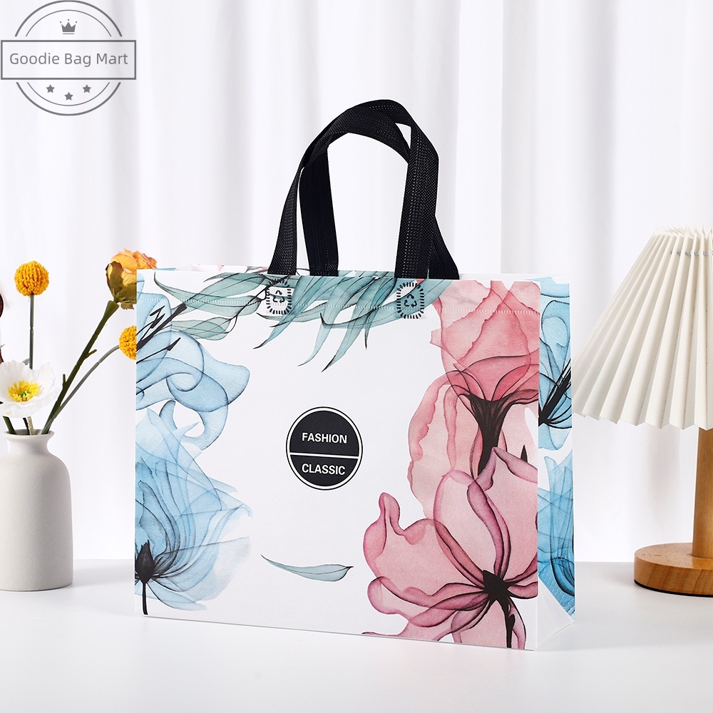 

Membentuk-A03/Goodie bag-Tas Belanja tas Jinjing tas spunbond tas souvenir premium tebal dan kuat/Terlaris lipat jumbo/ waterproof/shopping bag Tas Belanja Murah Karakter Kartun
