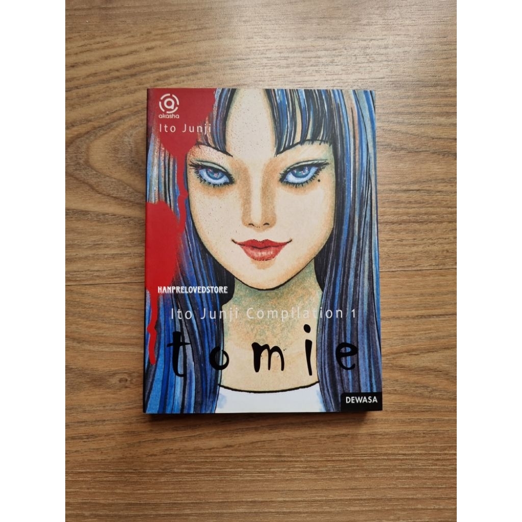 Komik Ito Junji "Tomie" Compilation 1 (preloved)