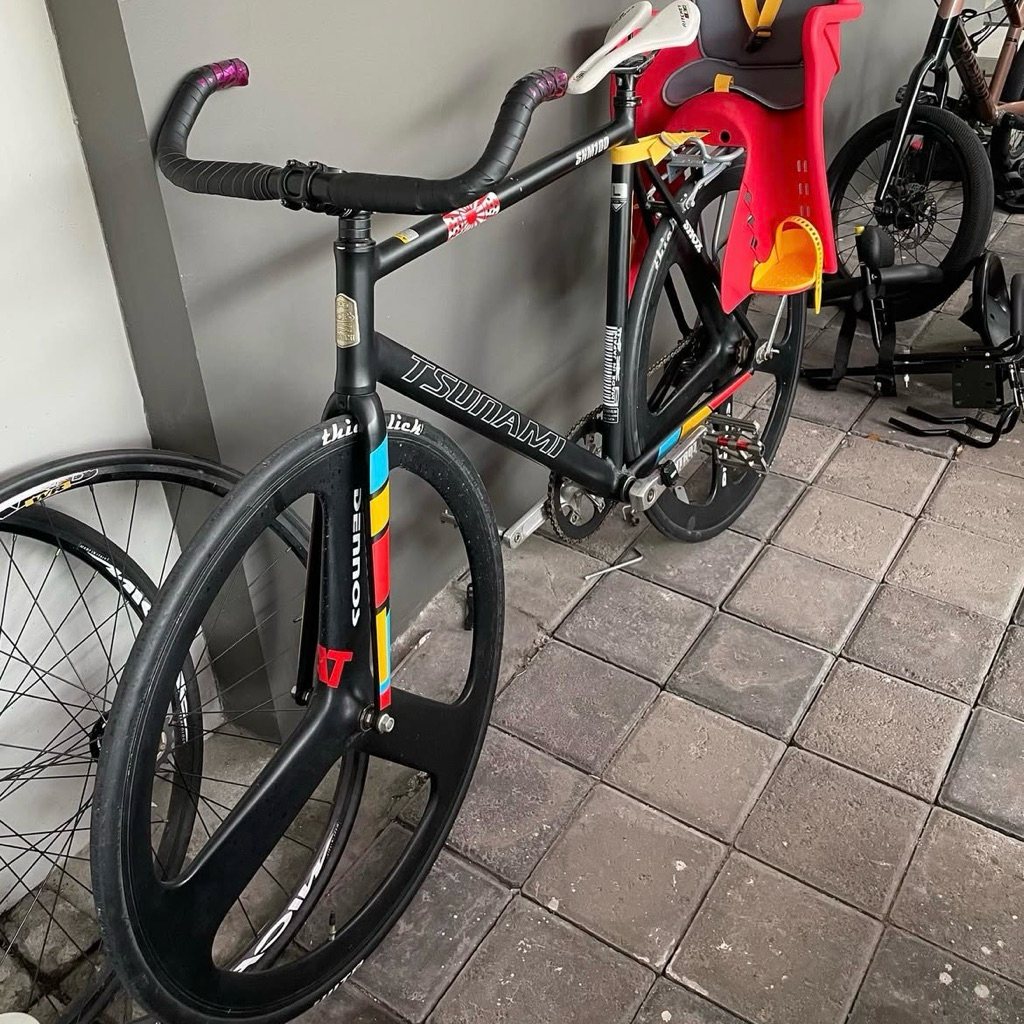 fixie tsunami snm100 uk L