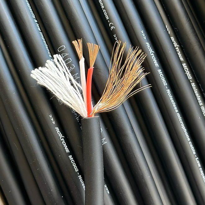 KABEL MIC STEREO DIAMETER 6MM ISI 2X0,22 MM ROXTONE MC002 @100 MTR / KABEL MIC STEREO PROFESIONAL RO