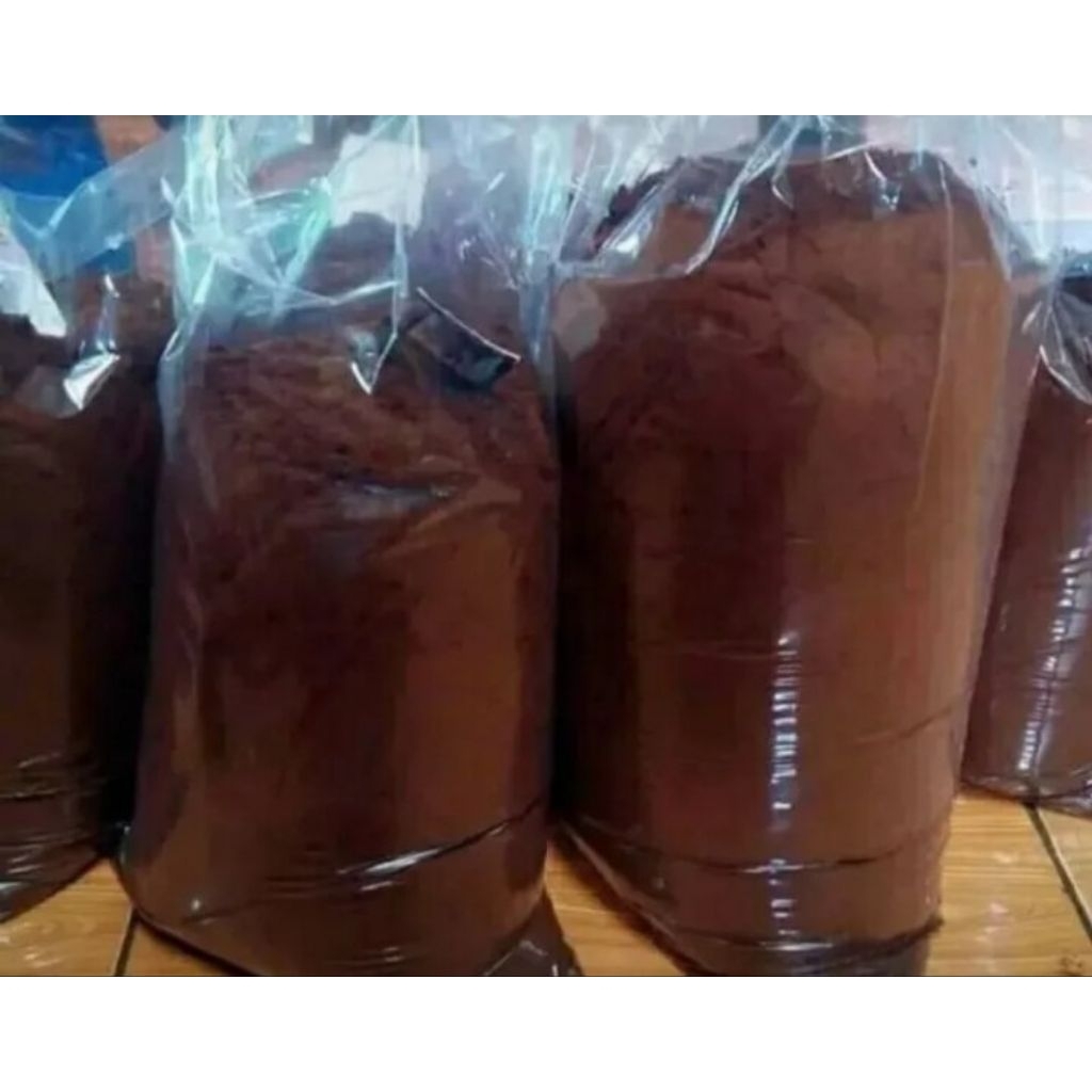 

[TERENAK] 1Kg Kopi Bubuk Hitam Super Hasil Gilingan / Kopi Bubuk Kampung Madura / Kopi Bubuk Exstra Pahit/ Kopi Warkop Madura
