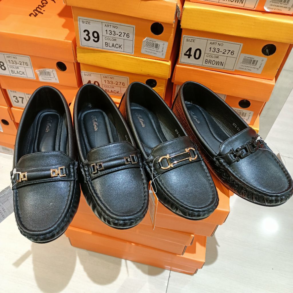 sepatu wanita loafer/moccasin hitam ST.MORITZ original matahari