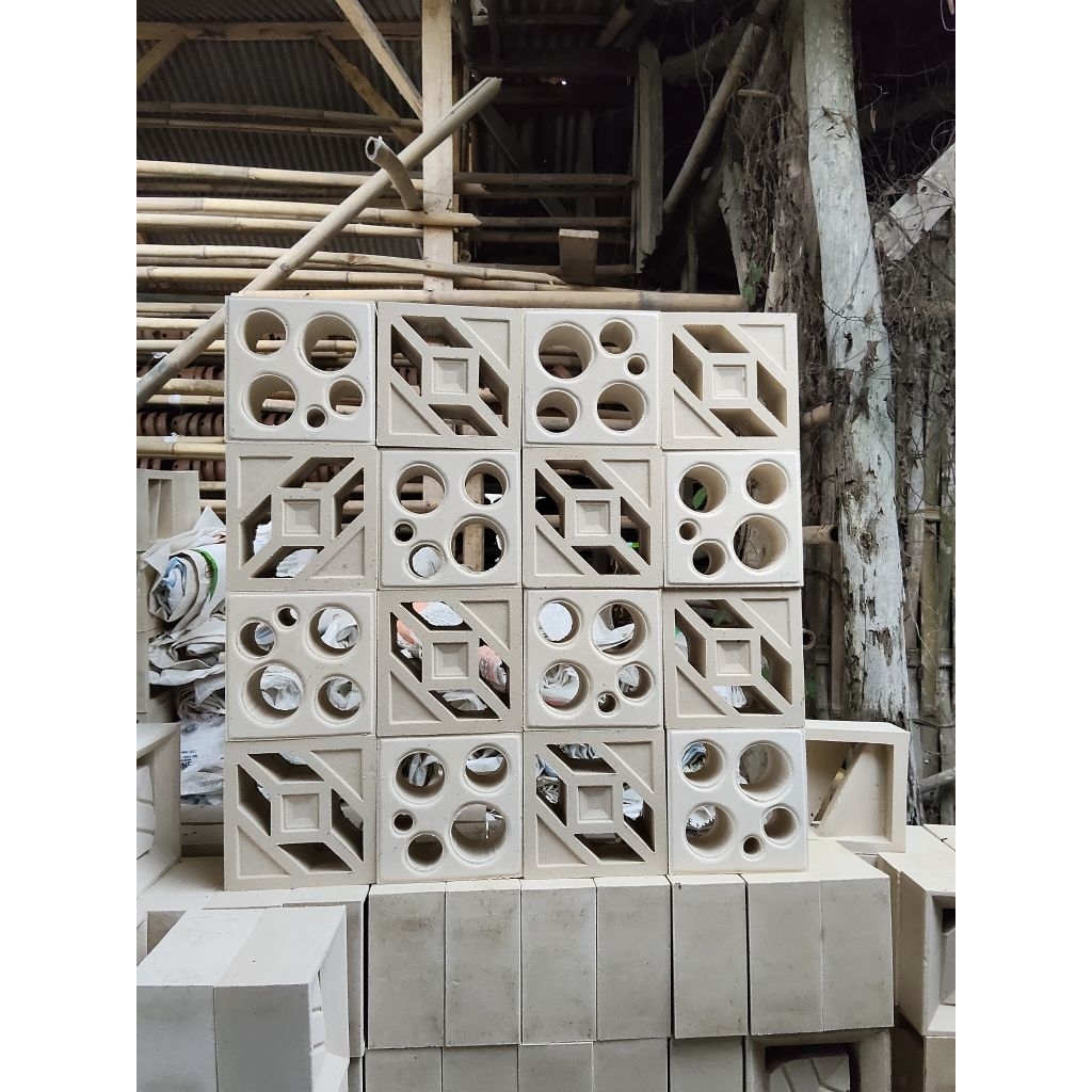 Roster beton LOSTER minimalis lubang angin pagar rumah