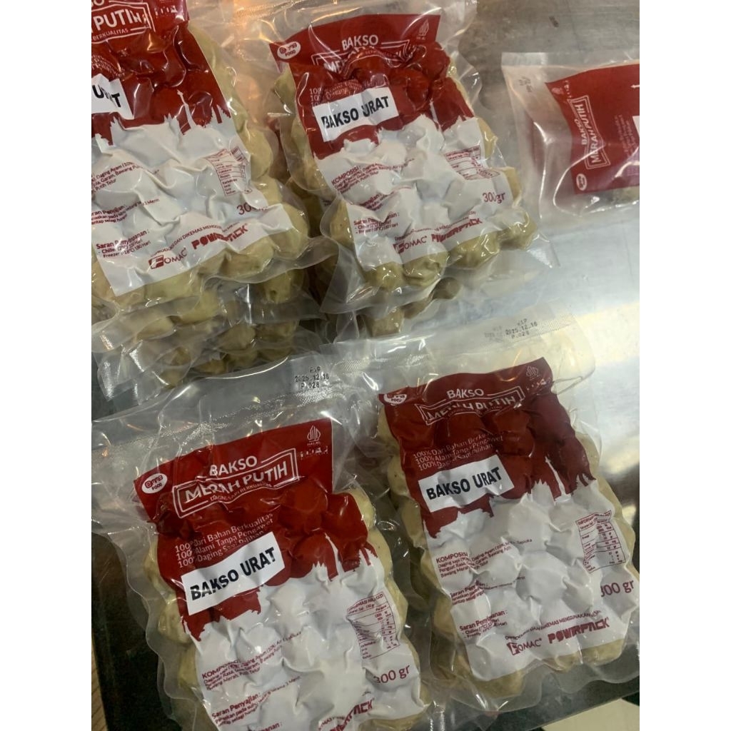 

baso merah putih 300g (25-28butir), baso daging sapi pilihan