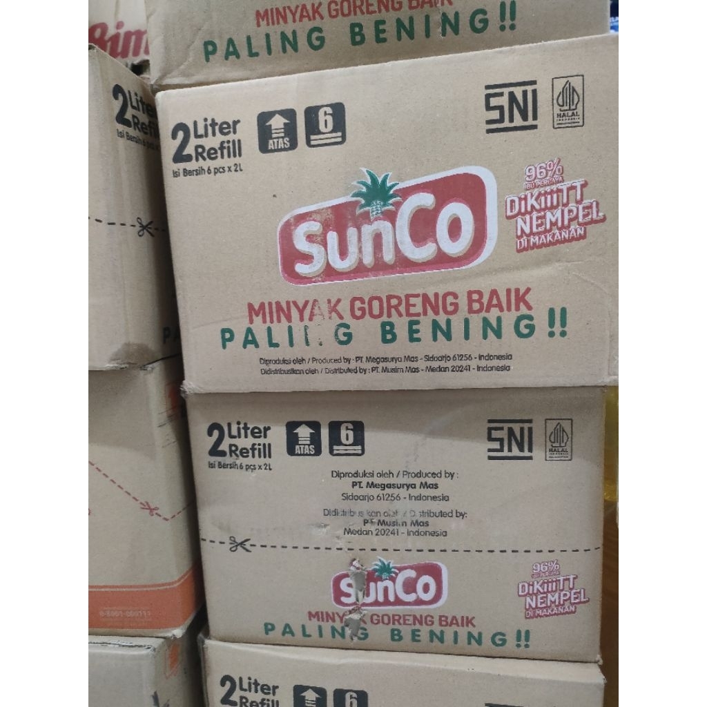 

Sunco Minyak Goreng Premium 2L Satu Karton isi 6 Pcs Lebih Hemat