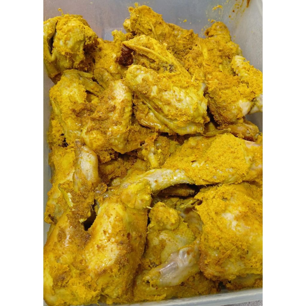 

Ayam Kalasan William ( FRESH Bukan FROZEN ) Siap Goreng Paha & Dada.Bumbu Meresap,Rasa MANYUSSS