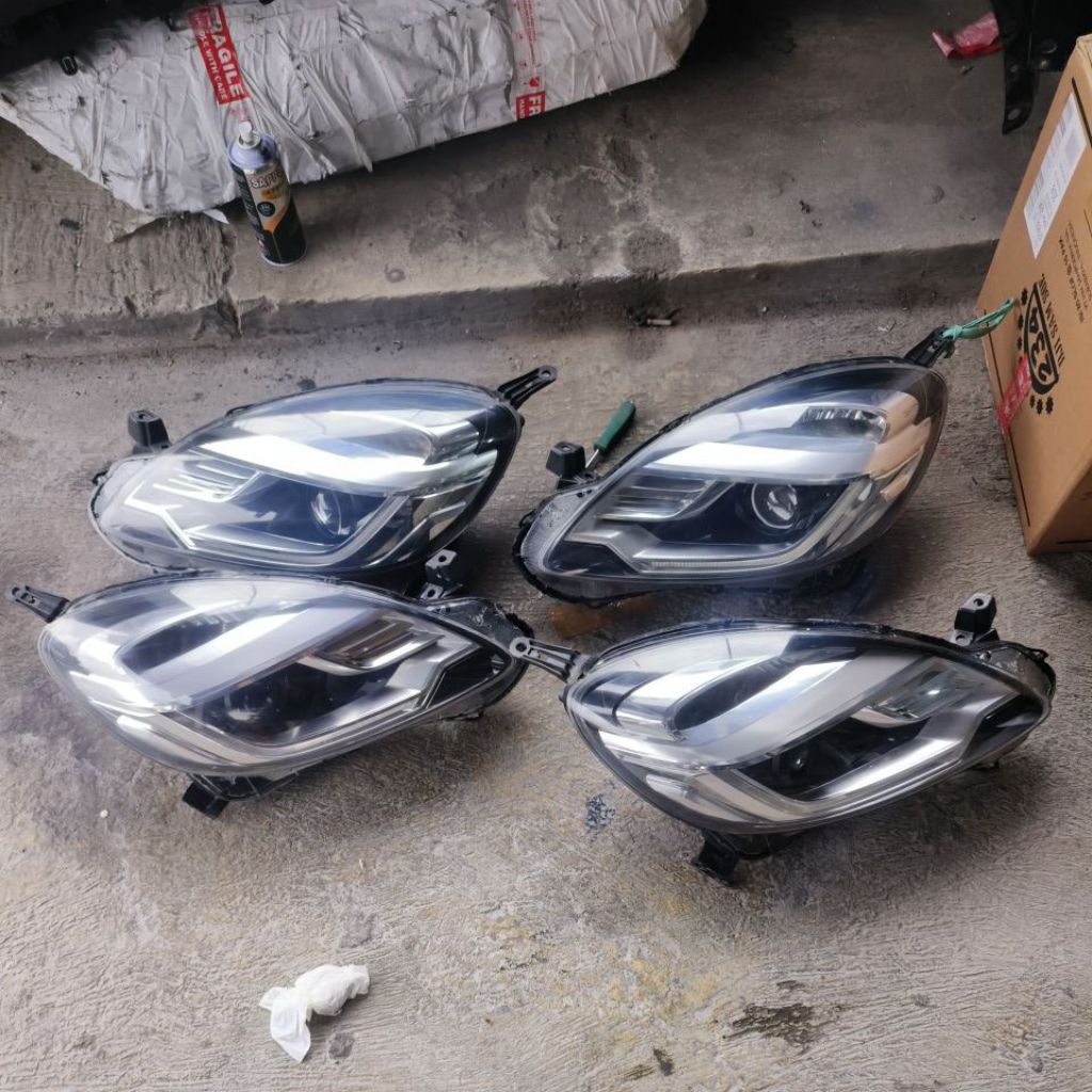 headlamp lampu depan brio rs