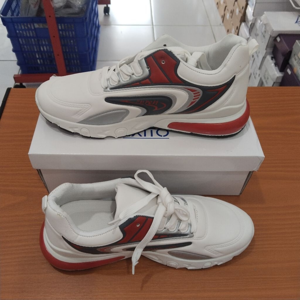 SEPATU SNEAKERS/SPORT PRIA DEWASA SEPATU FASHION