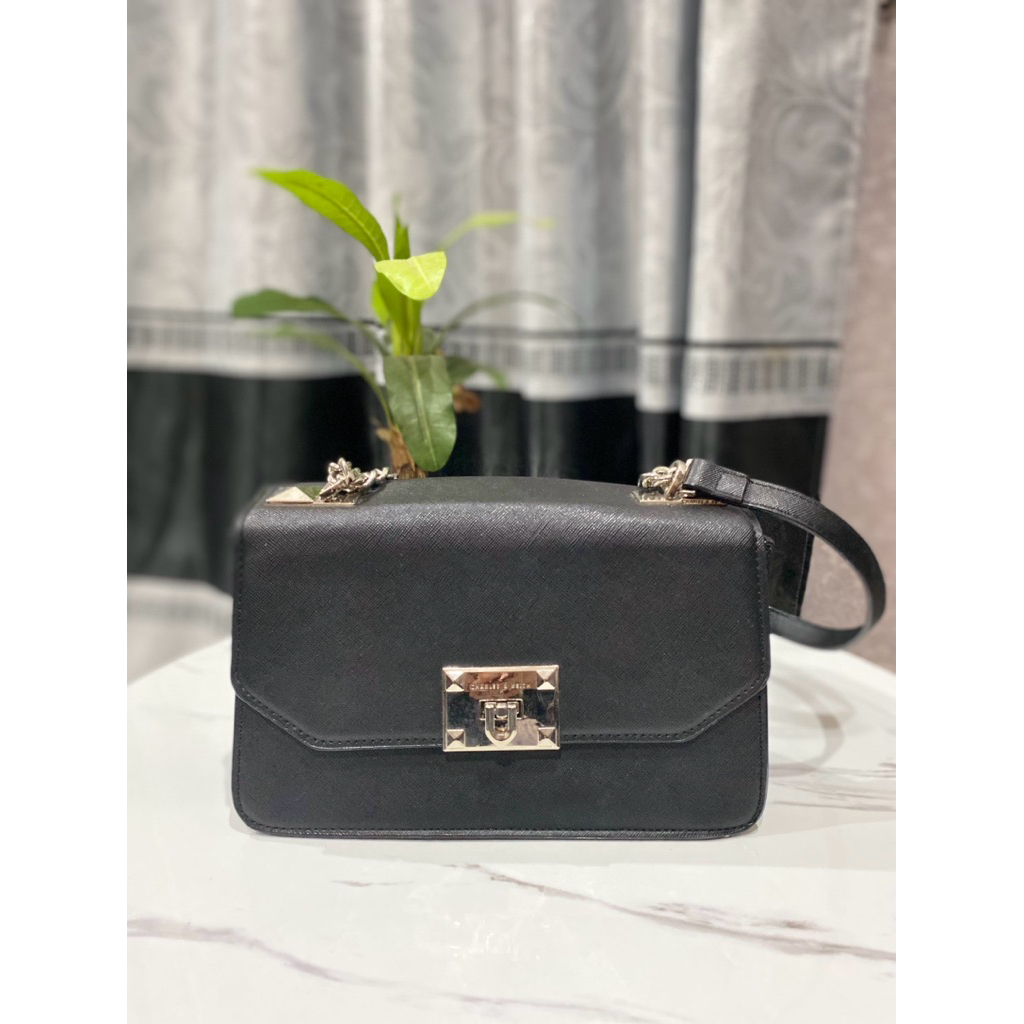 Tas CEKA Preloved Slingbag wanita