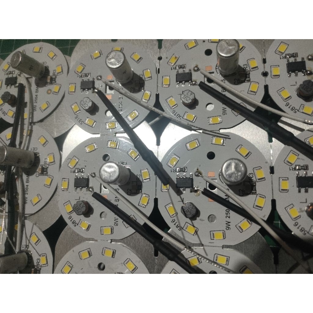 LED AC DOB 9 WATT BM