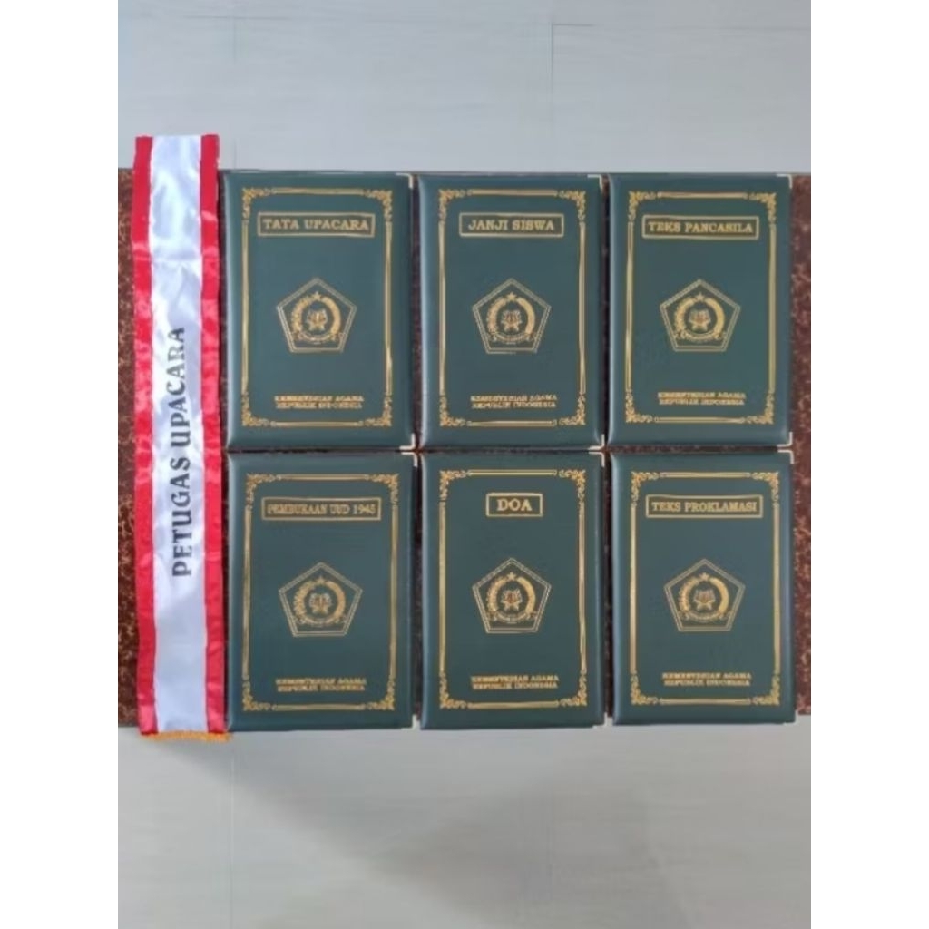 

MAP UPACARA 1 set ( isi 6 pcs ) + Selendang