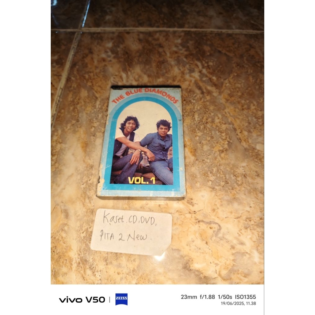 Kaset Pita The blue diamonds Vol 1