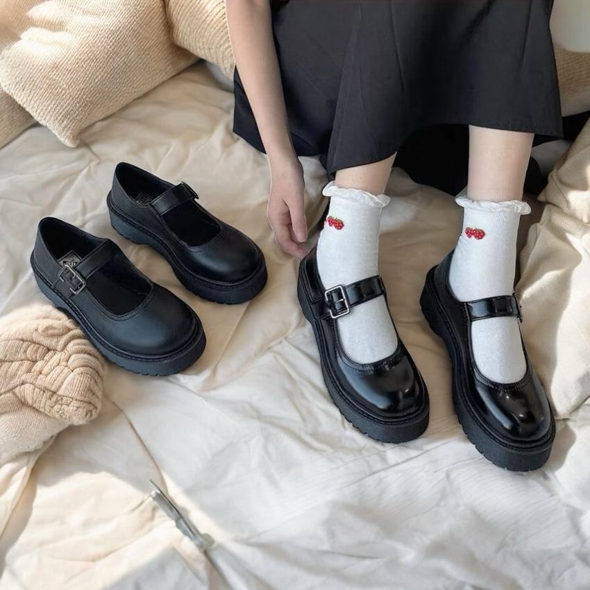 Sepatu Wanita Sekolah Remaja / Dewasa Sepatu Pantofel Hitam Fashion Korea DM 57