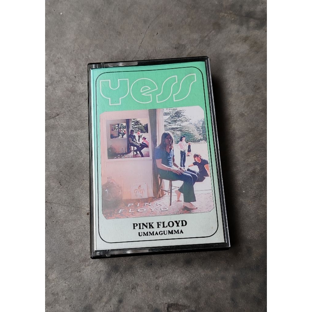 KASET PITA PINK FLOYD ALBUM UMMAGUMMA