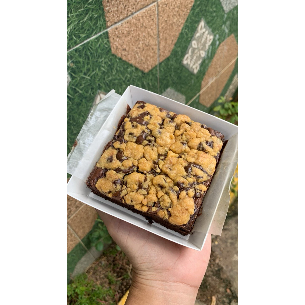 

baby browkis brownies topping soft cookies size 10x10