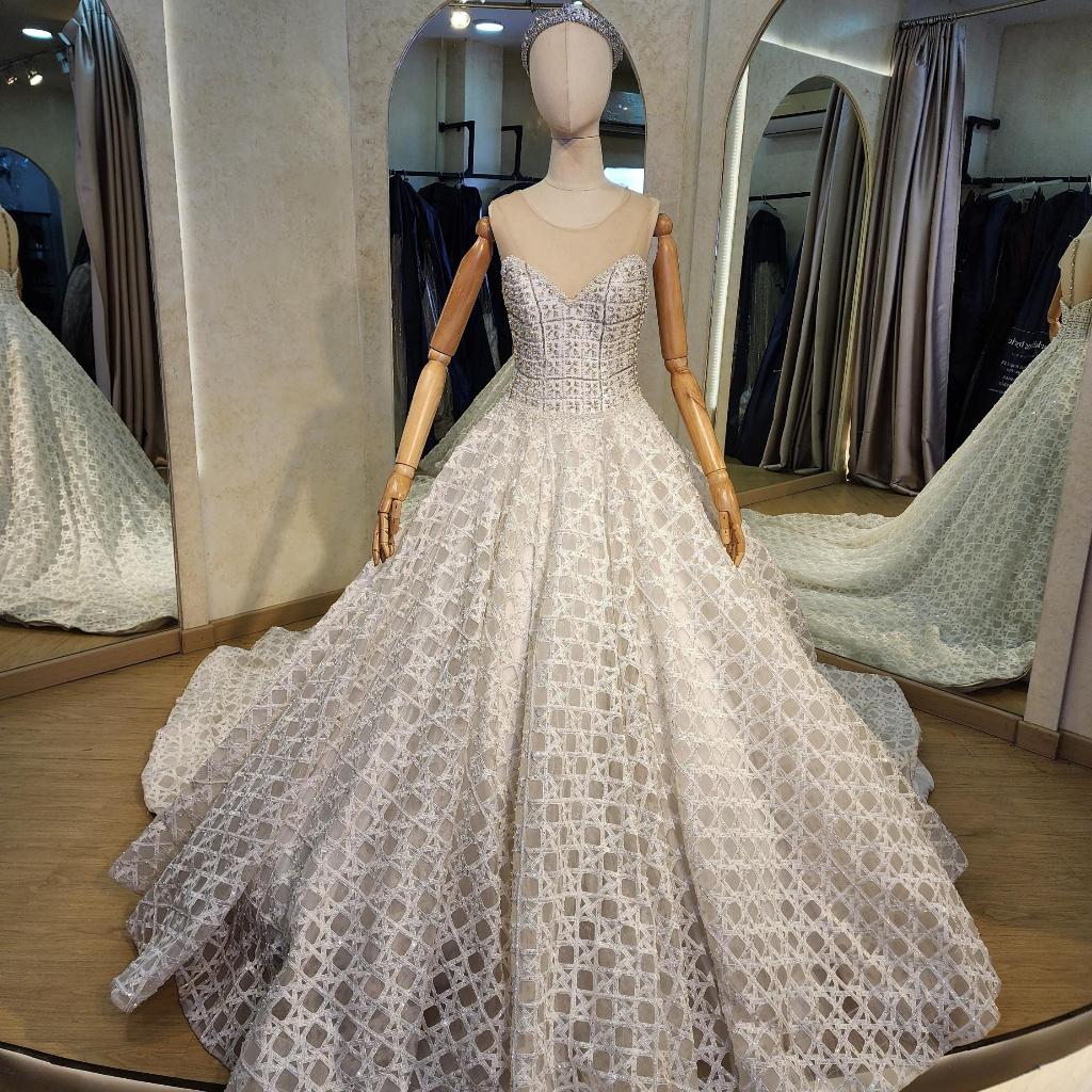 Gown/Gaun Wedding/Pernikahan/Pesta Elegan Mewah Dress Wanita Warna White/Putih/Prewedding/Gaun Penga