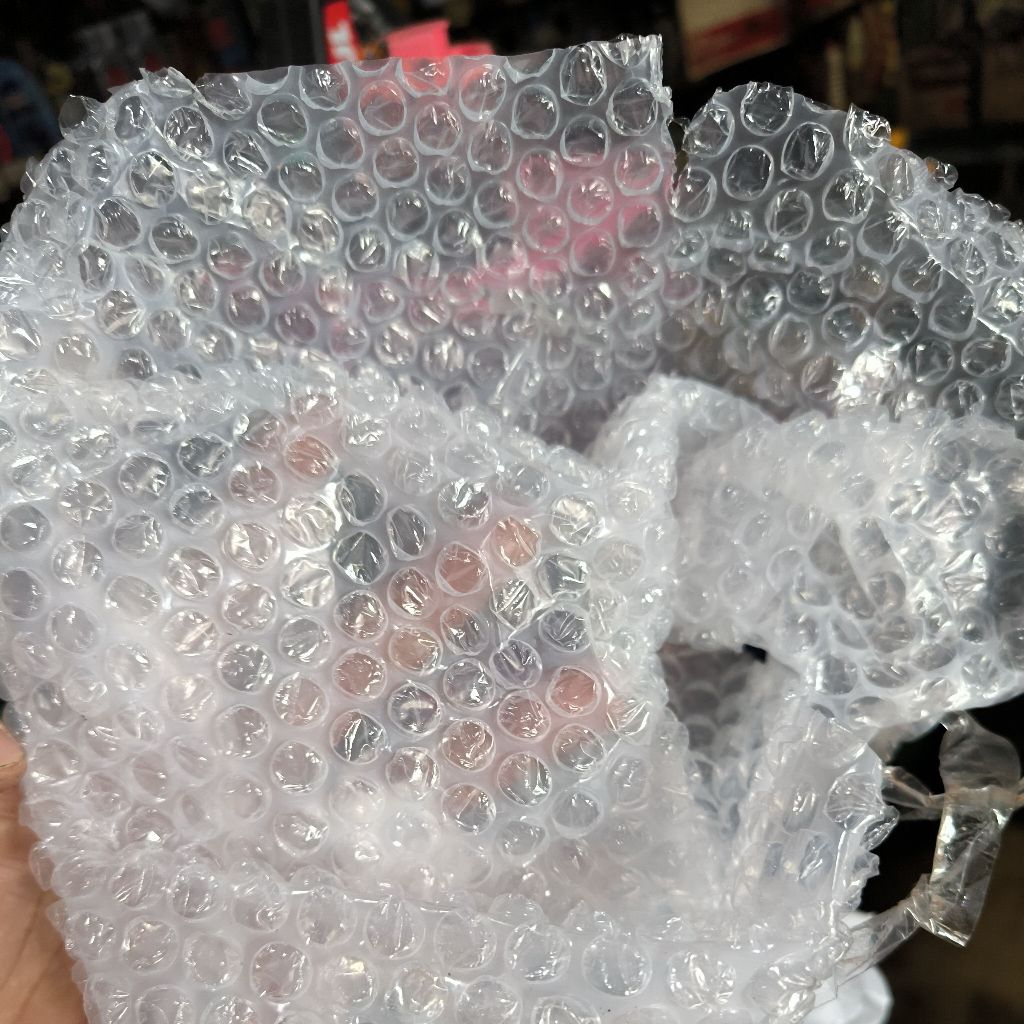 

Bubble wrap buat lebih aman hanya 2000
