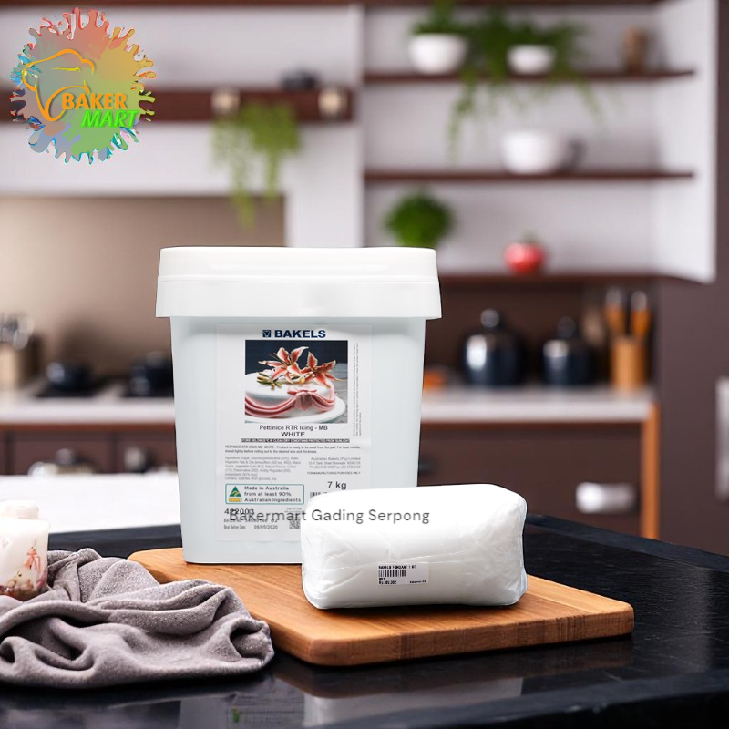 

Bakels Fondant / Icing Decoration Cake 1Kg