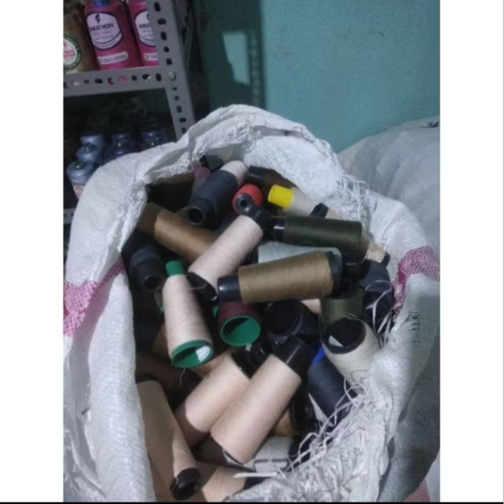 benang jahit kiloan kones besar ( 1 kilo )
