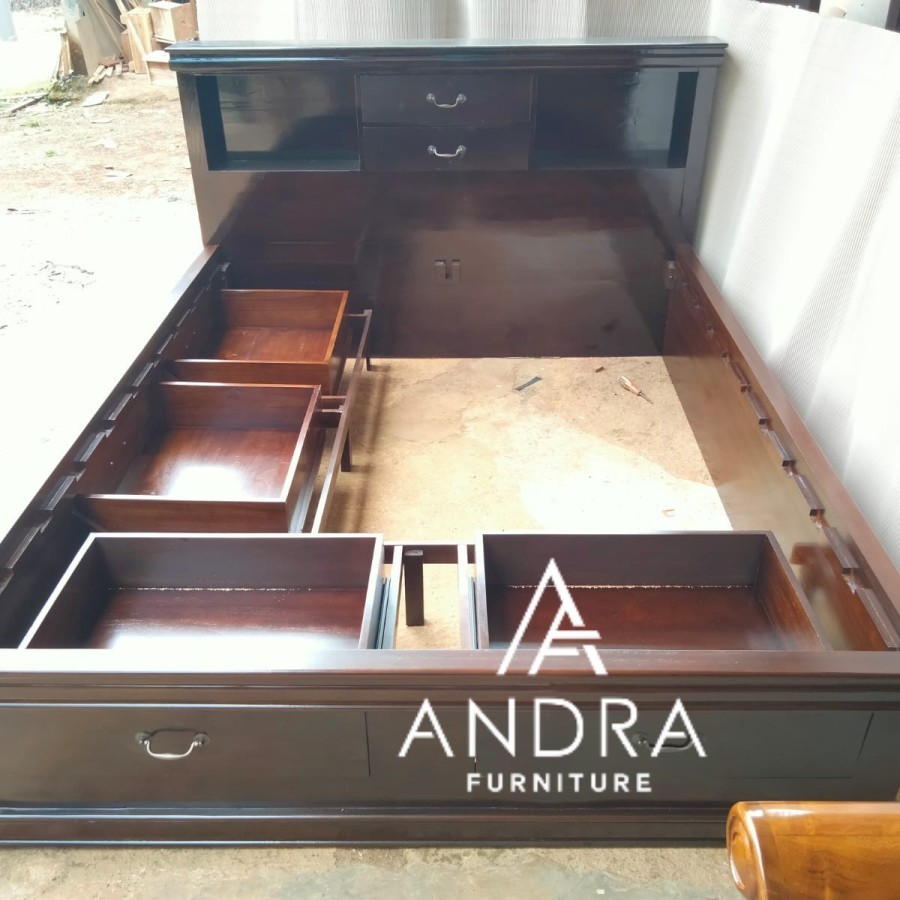 Dipan, Tempat Tidur/Divan Jati Minimalis 4 Laci Bawah 2 Laci Kecil Atas