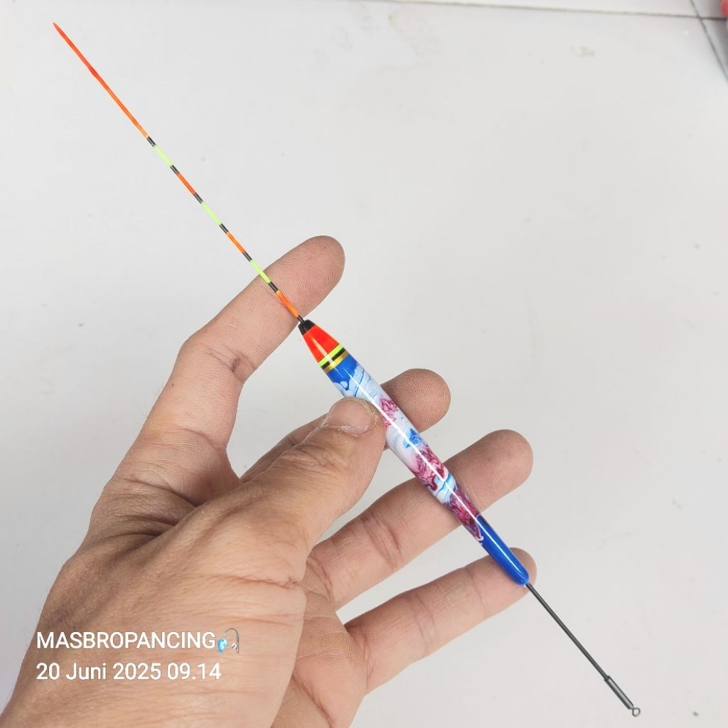 Pelampung Pancing Anti Badai Panjang 25cm