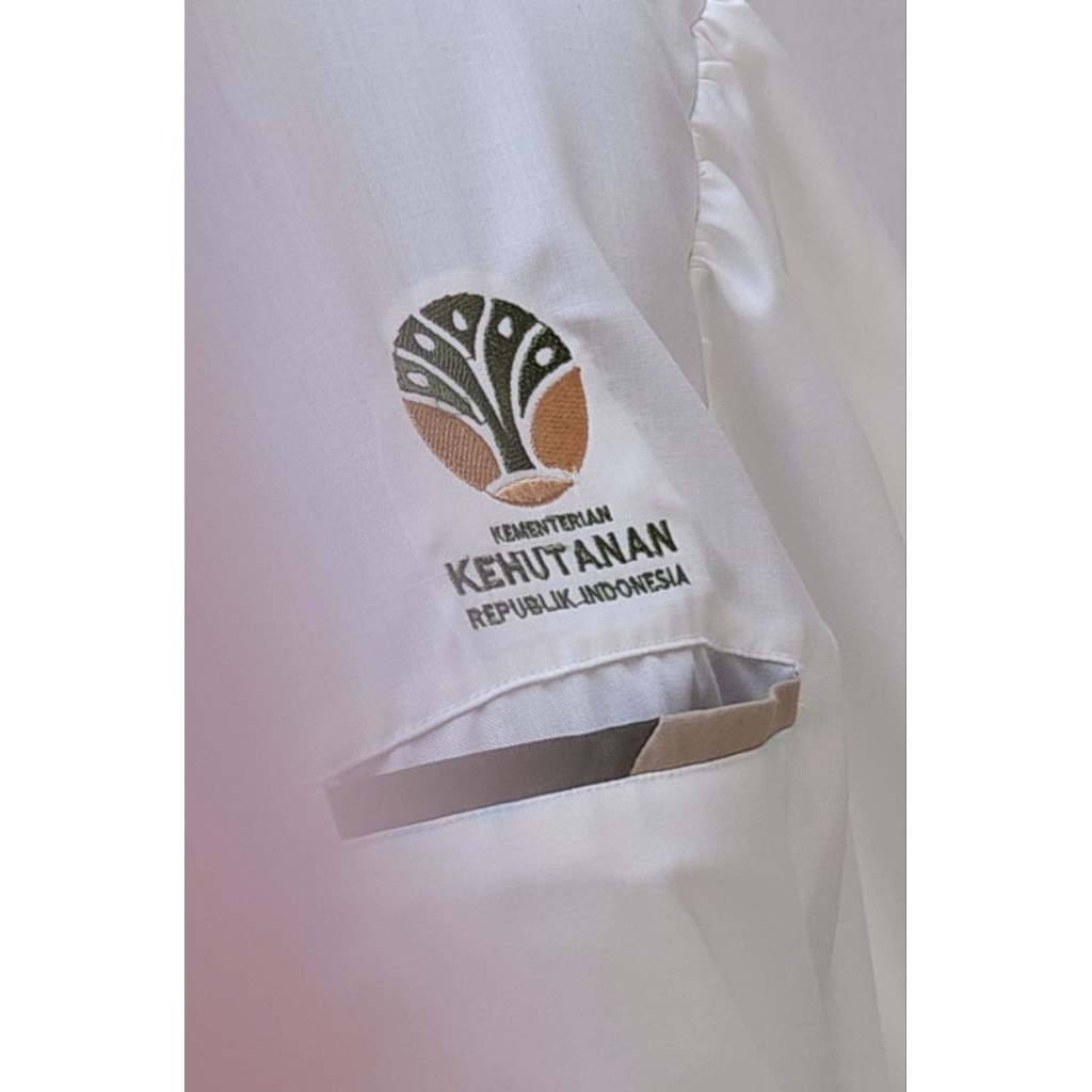 TUNIK KEMENTERIAN KEHUTANAN KAK SITI ZAKIAH