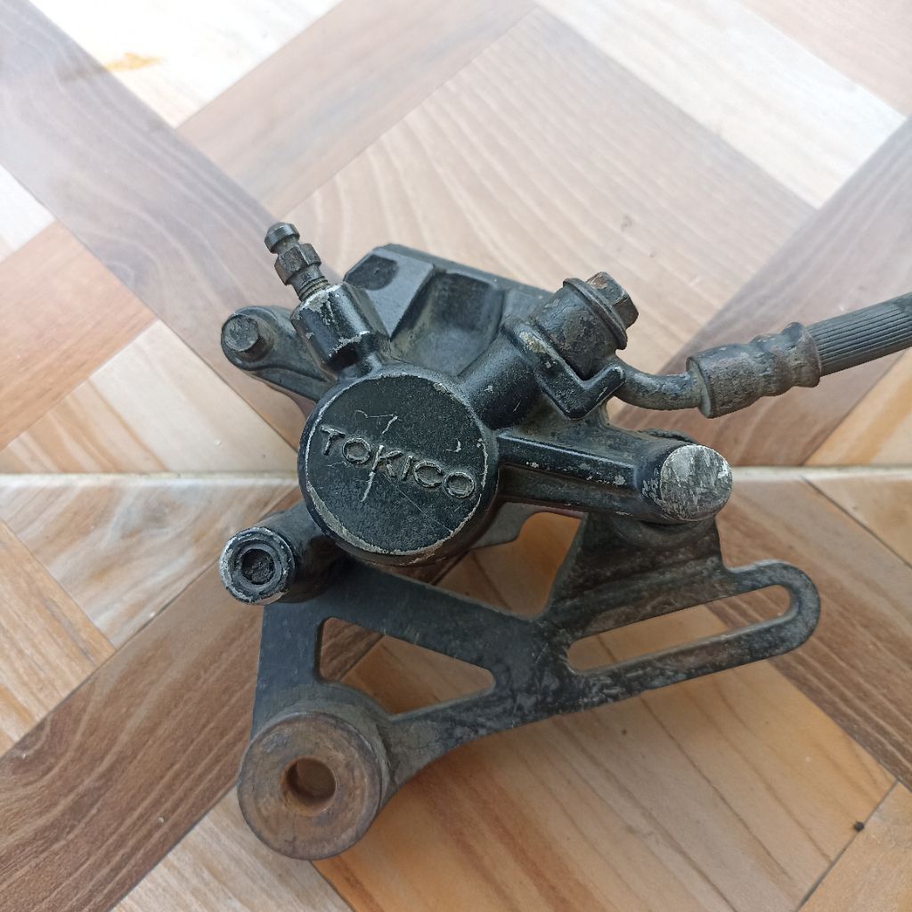 kaliper rem cakram belakang tokico Suzuki Satria fu 150 fi satria injeksi Original