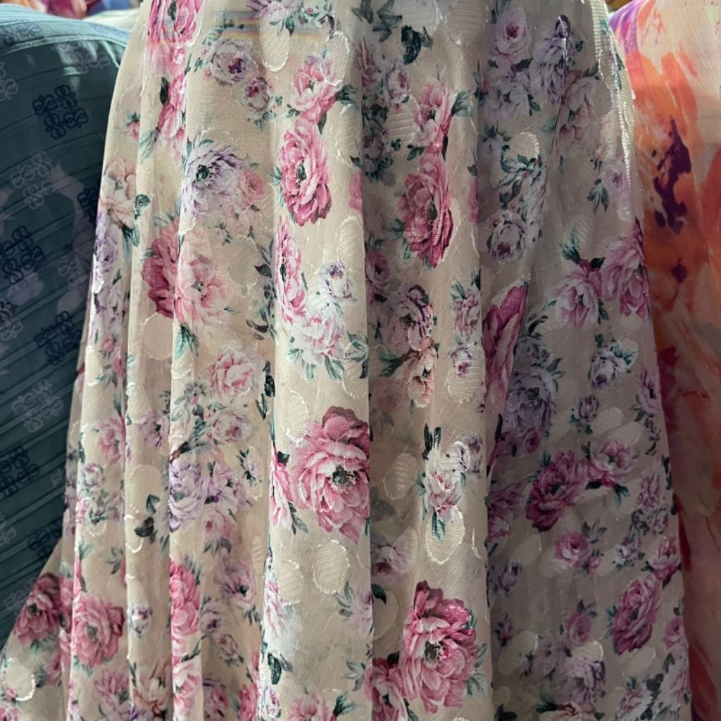 Kain chiffon rubiah/Ceruty rubiah motif/Kain rubiah motif/Chiffon rubiah harga tertera/setengah mete