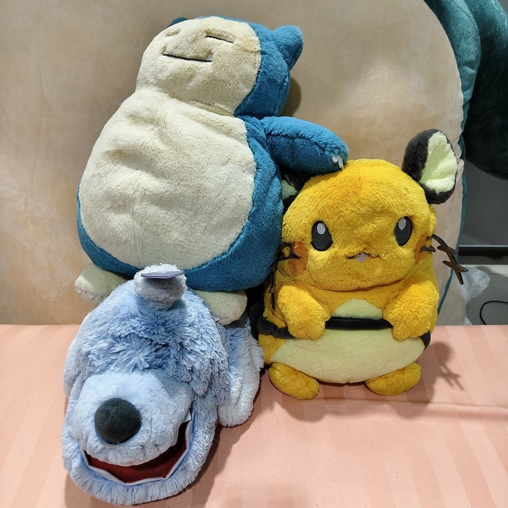 Boneka Pokemon Center Fuwa-Fuwa Fluffy Hugging