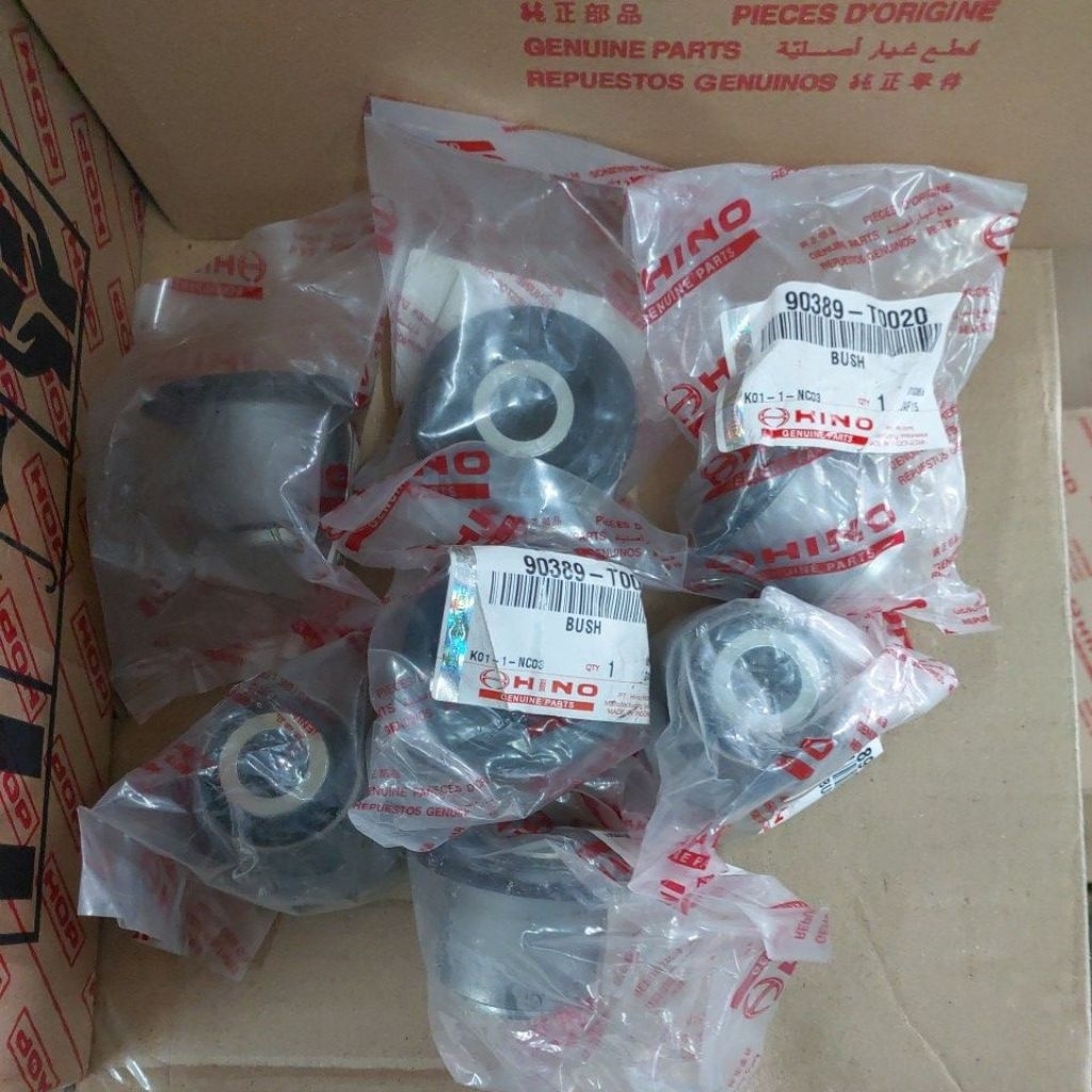 Bushing Per Hino dutro Bagian Belakang 90389T0020 Original