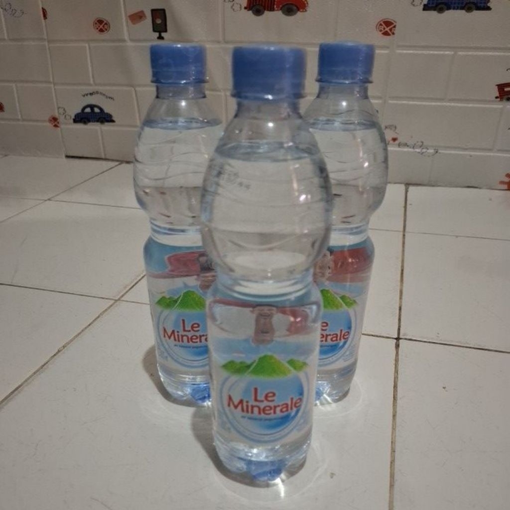 

Le Minerale Botol 600ml