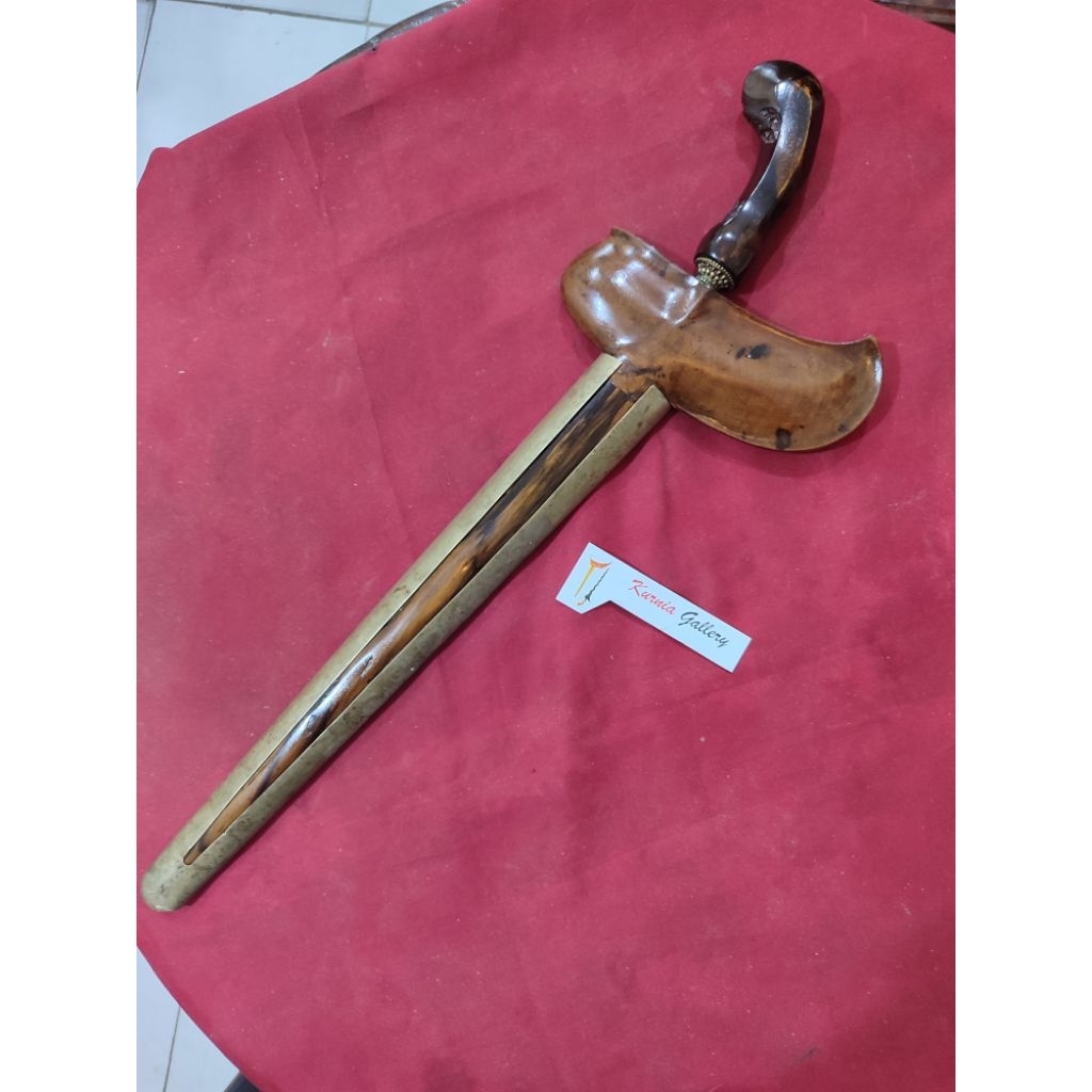 Keris Kolo nadhah Mataram pamor Wahyu tumurun