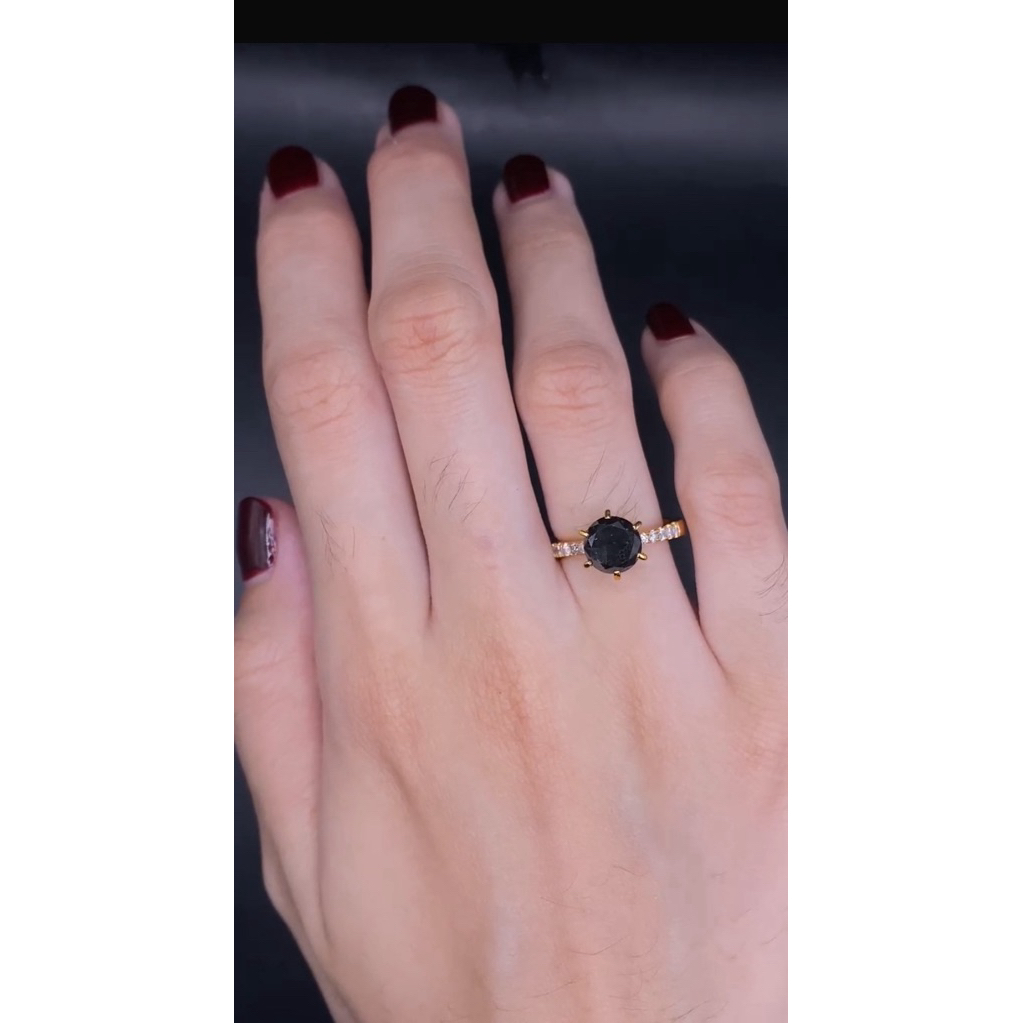 Cincin wanita mata utama berlian hitam