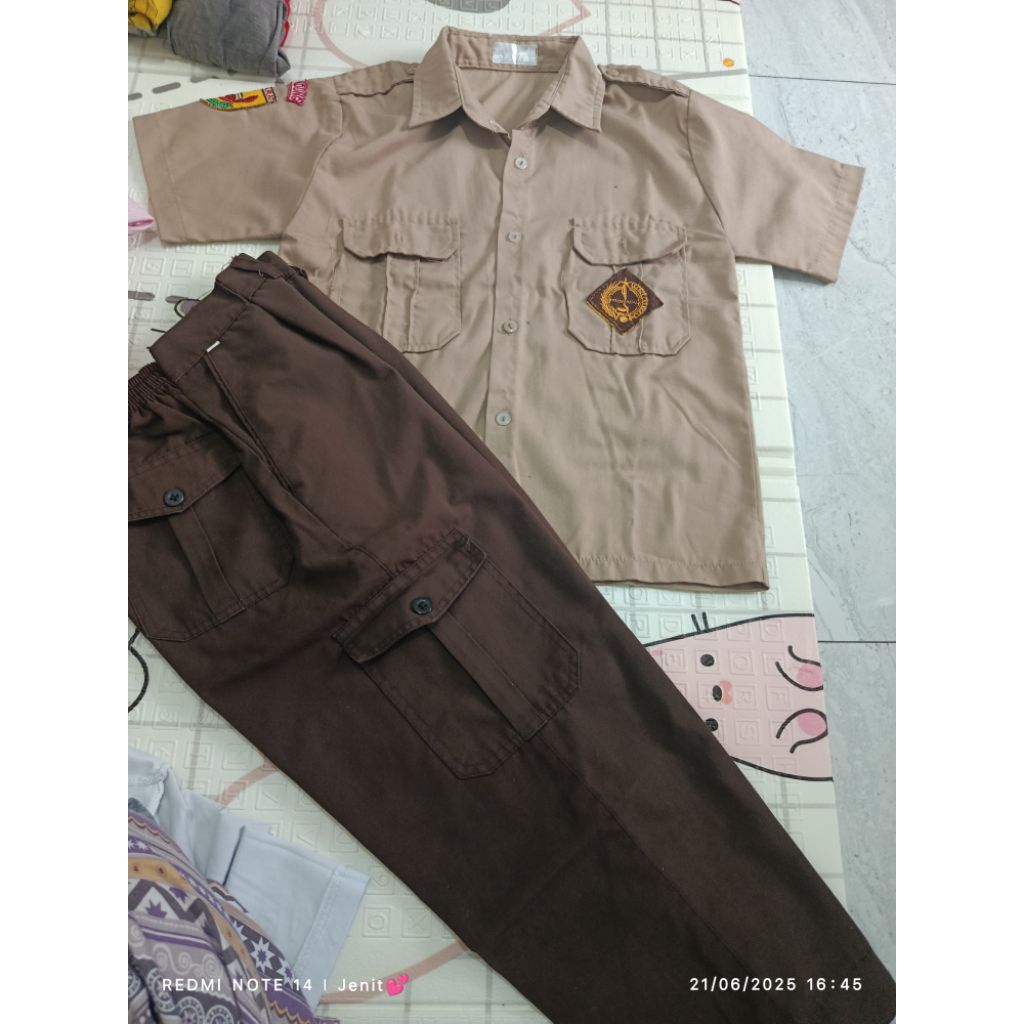 Baju Pramuka SD Kelas 4-6 Cowo