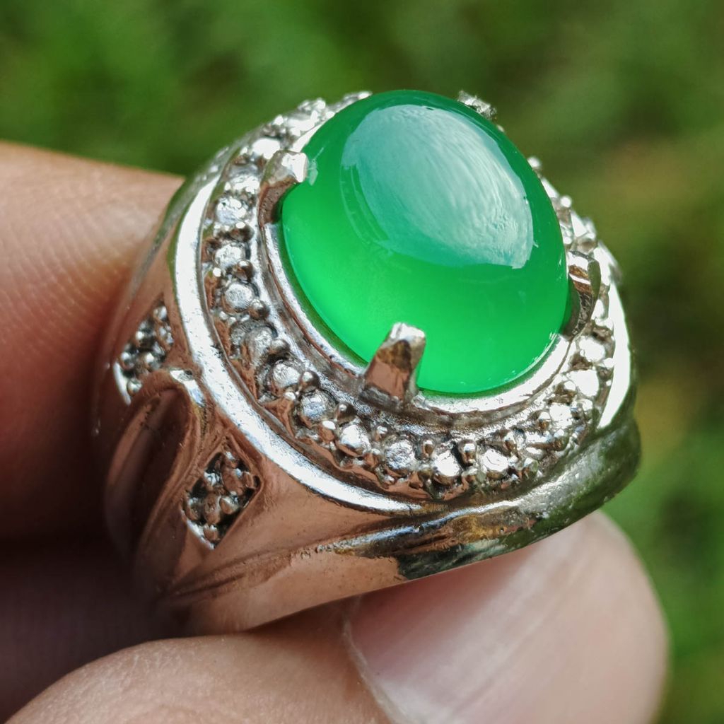 Batu Natural Jadeit Giok Birma Tipe C Full Kristal Hijau Tajam Giwang Dim-13 Sz Kantoran