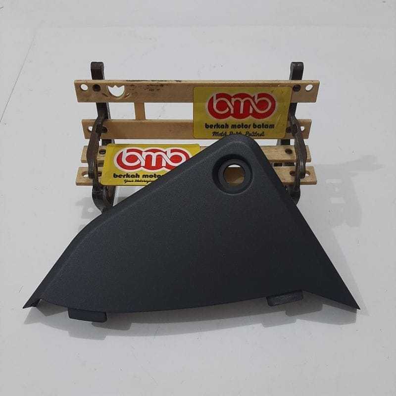 Yamaha RXZ Catalyzer New cover kap plastik tutup aki body samping belakang