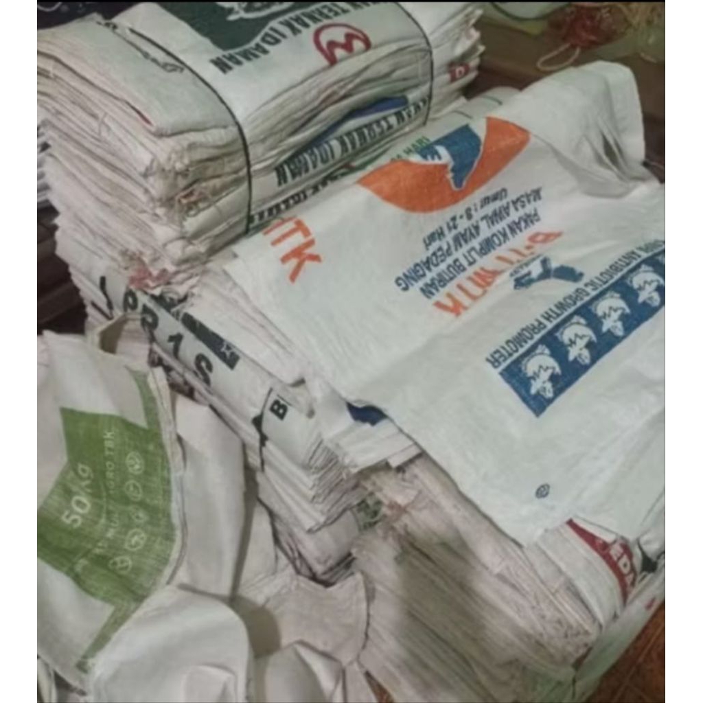 karung /kandi / bagor 50 kg bekas pakan ayam boiler