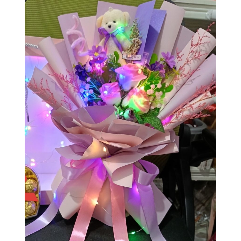 

BUKET VALENTINE / BUKET ULTAH / BUKET ANNIVERSARY / BUKET BUNGA / COKLAT LOVE / BUKET BONEKA / BUKET WISUDA / BUKET GURU / BUKET PERPISAHAN / GIFT / KADO / HAMPERS