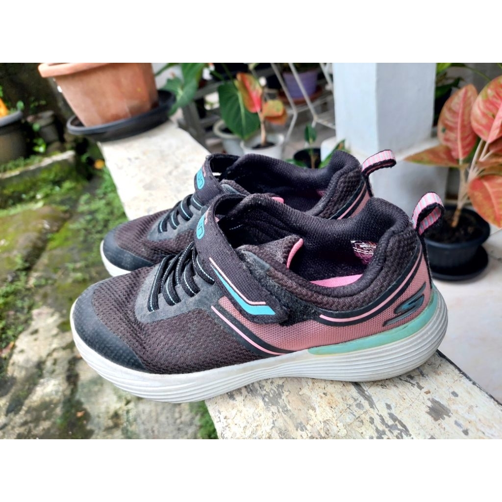 Sepatu Sketchers Go Run Anak