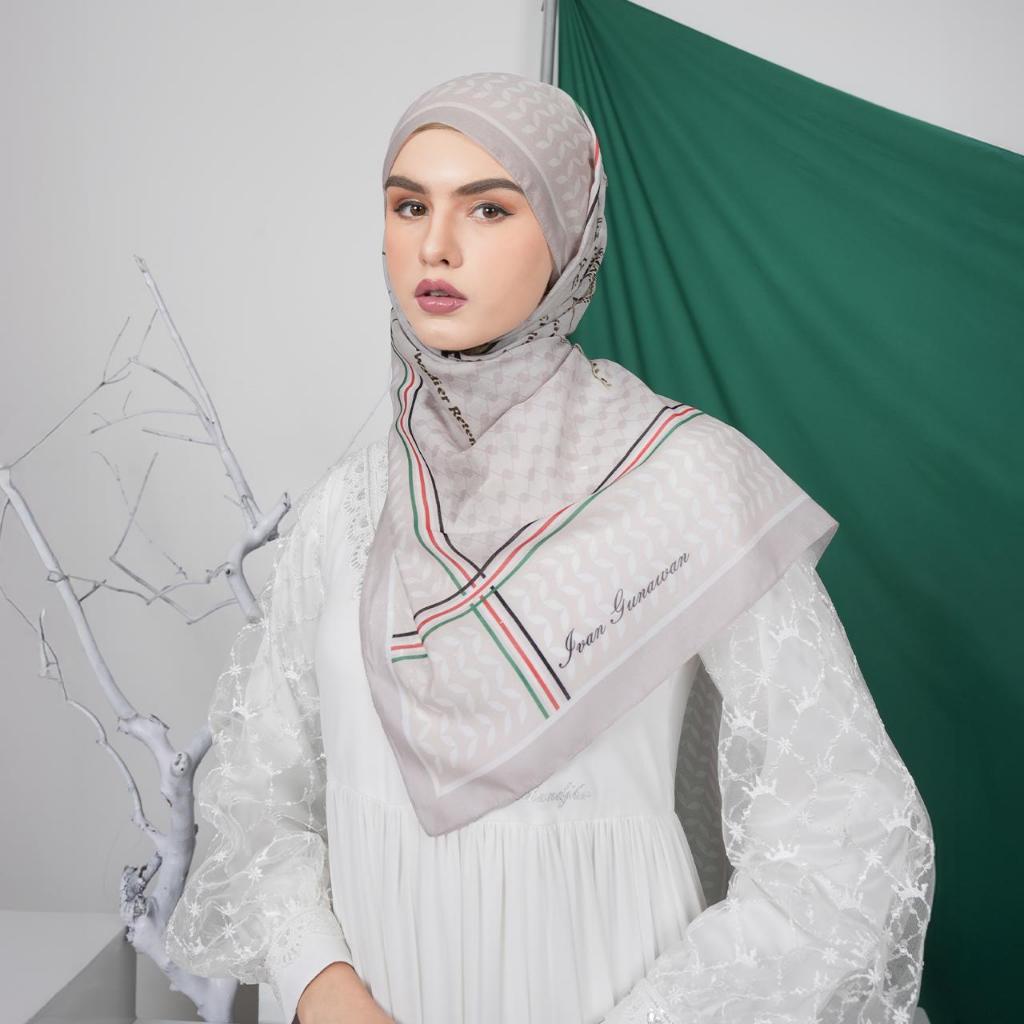 PALESTINE CREAM SCARF | OFFICIAL HIJAB MANDJHA IVAN GUNAWAN