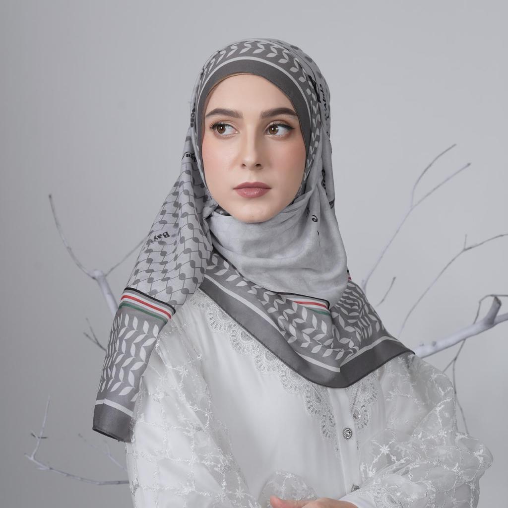 PALESTINE GREY SCARF | OFFICIAL HIJAB MANDJHA IVAN GUNAWAN
